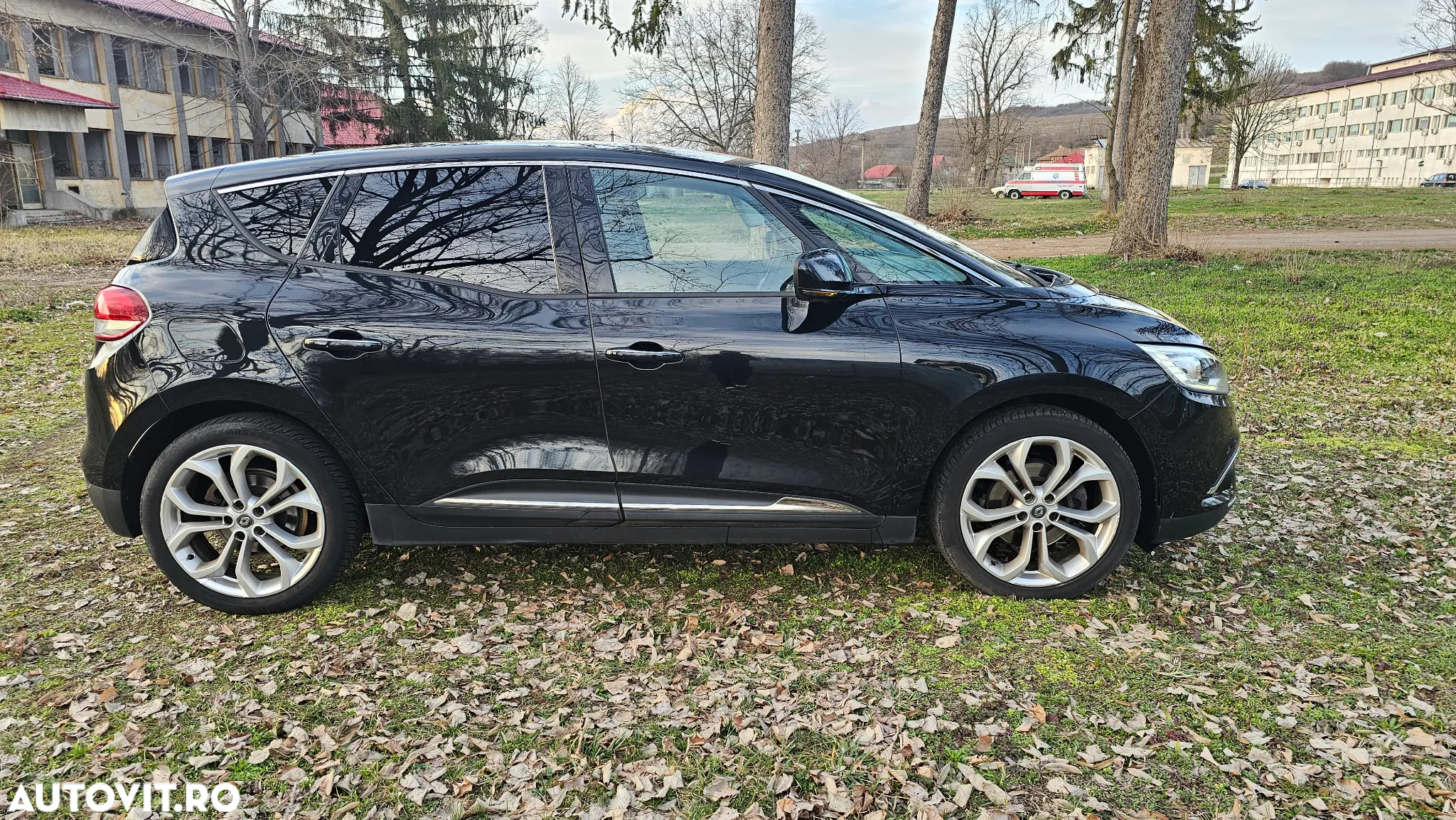 Renault Scenic ENERGY dCi 110 EDC Business - 12