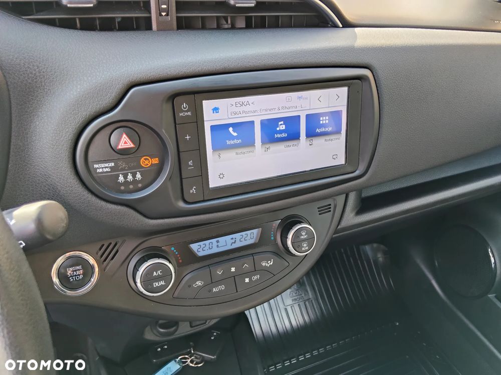 Toyota Yaris 1.5 Premium - 20