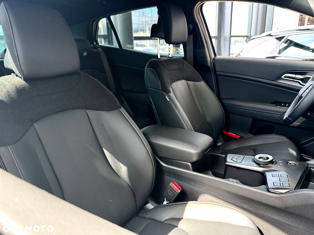 Kia Sportage 1.6 T-GDI Black Edition 2WD DCT - 11