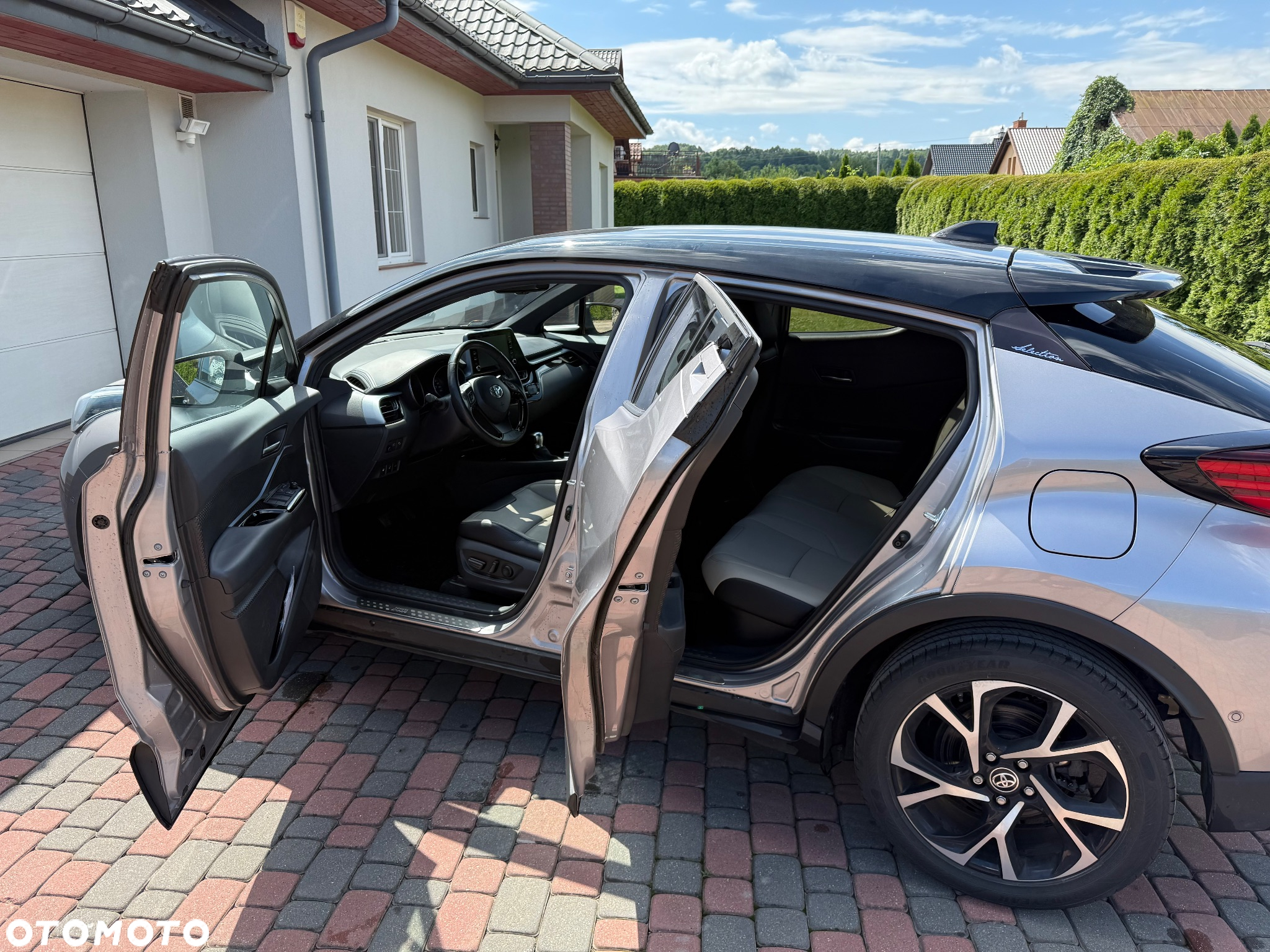 Toyota C-HR - 4