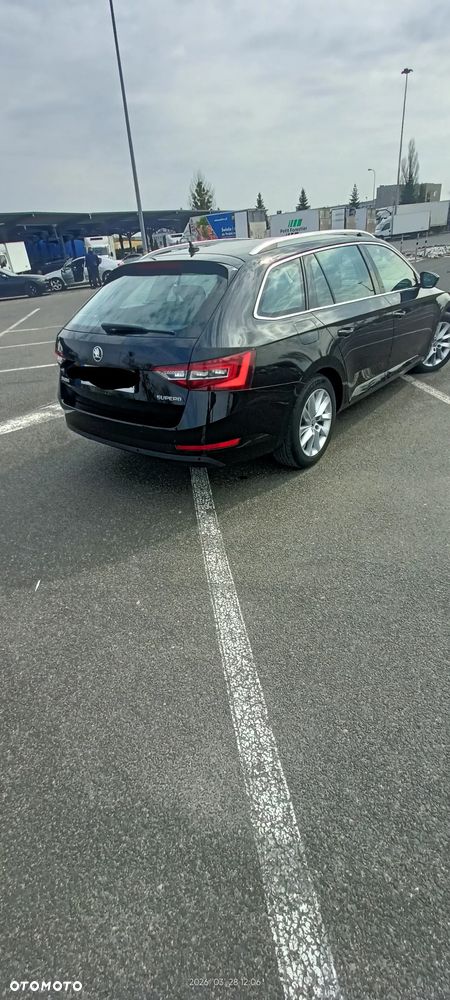 Skoda Superb 2.0 TDI Style DSG - 6