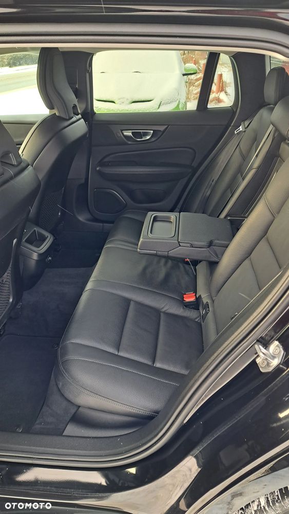 Volvo V60 D4 AWD Geartronic Momentum - 14