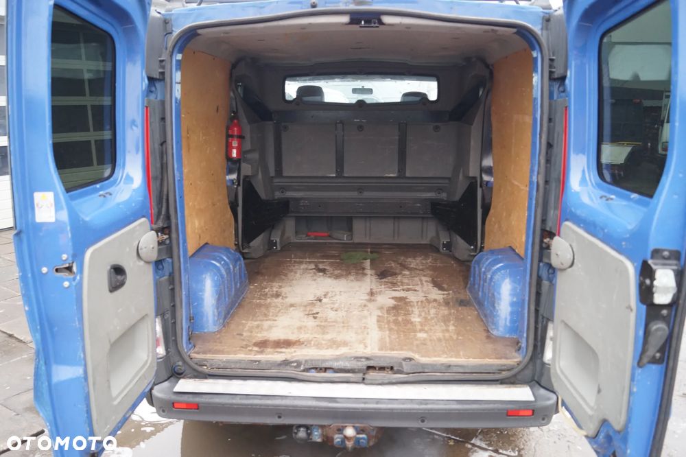 Renault Trafic - 26