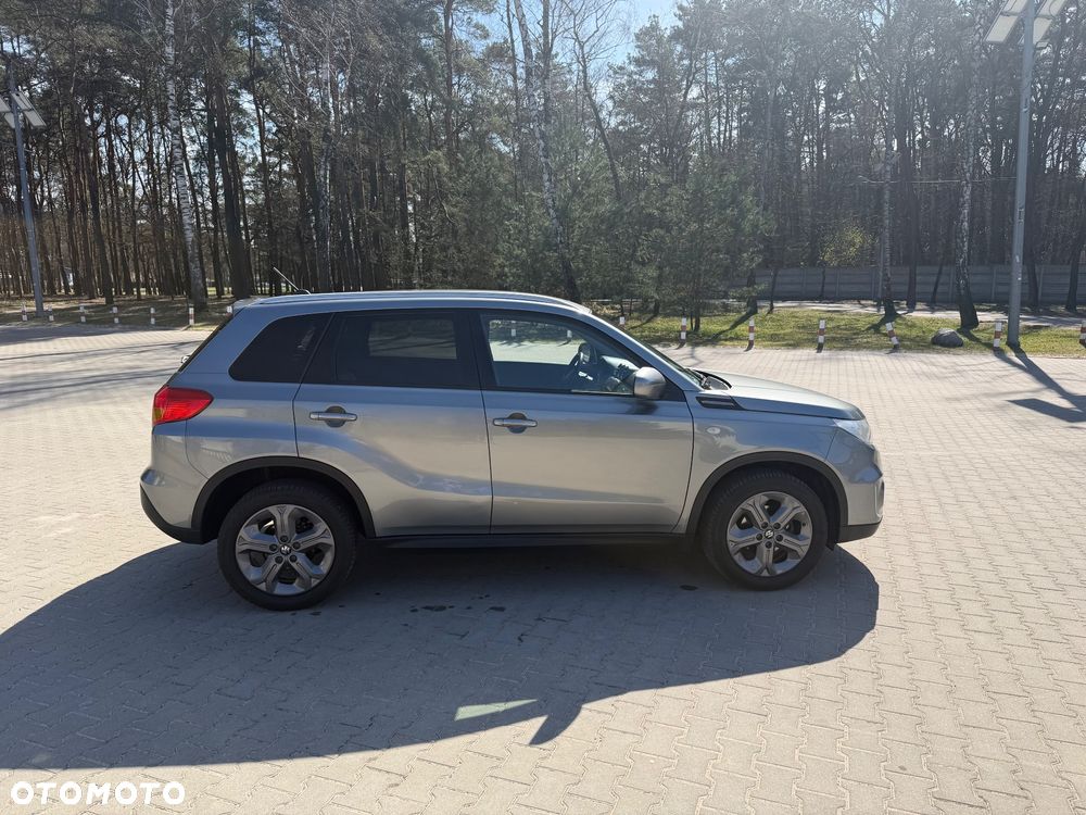 Suzuki Vitara 1.6 Comfort 2WD - 4