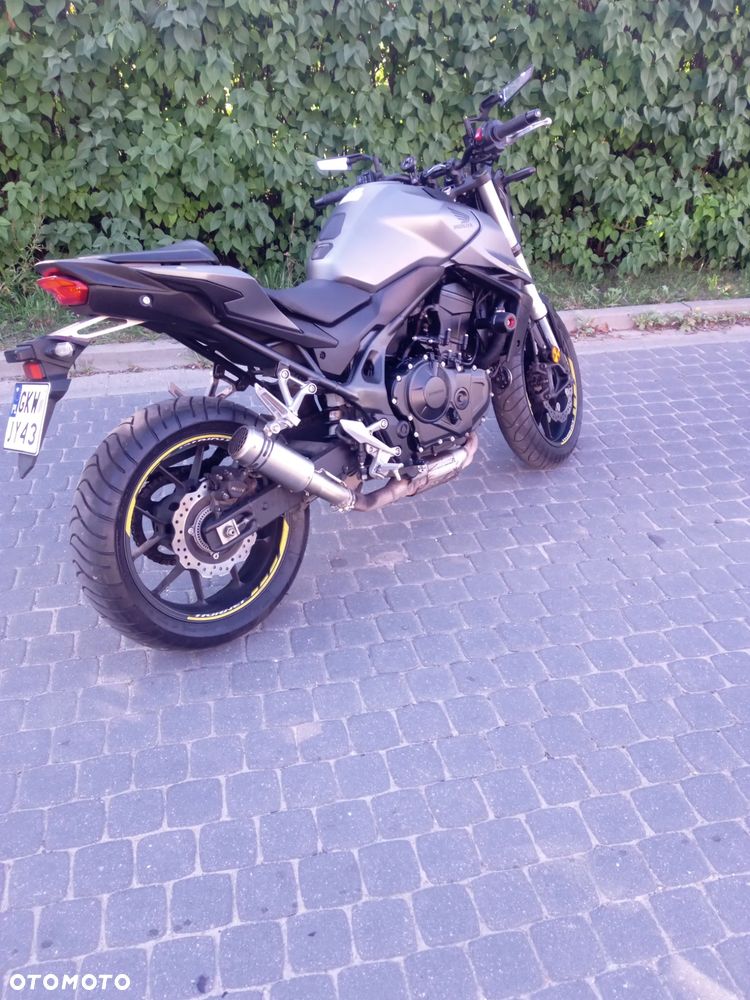Honda CB - 2