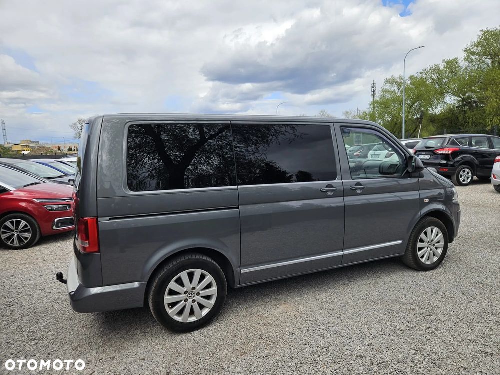Volkswagen Multivan - 12