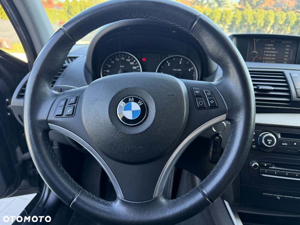 BMW Seria 1 116d - 5