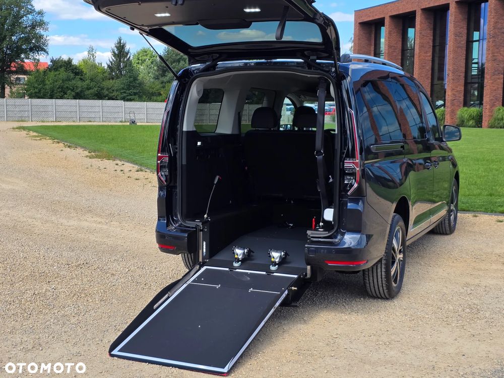 Volkswagen Caddy 1.5 TSI Style DSG - 16