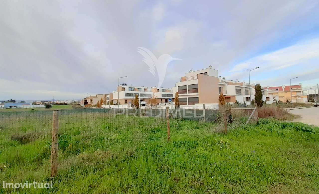 Terreno Urbano em Alcochete com 21.087 m2 localizado em zona premiu... - Grande imagem: 4/17