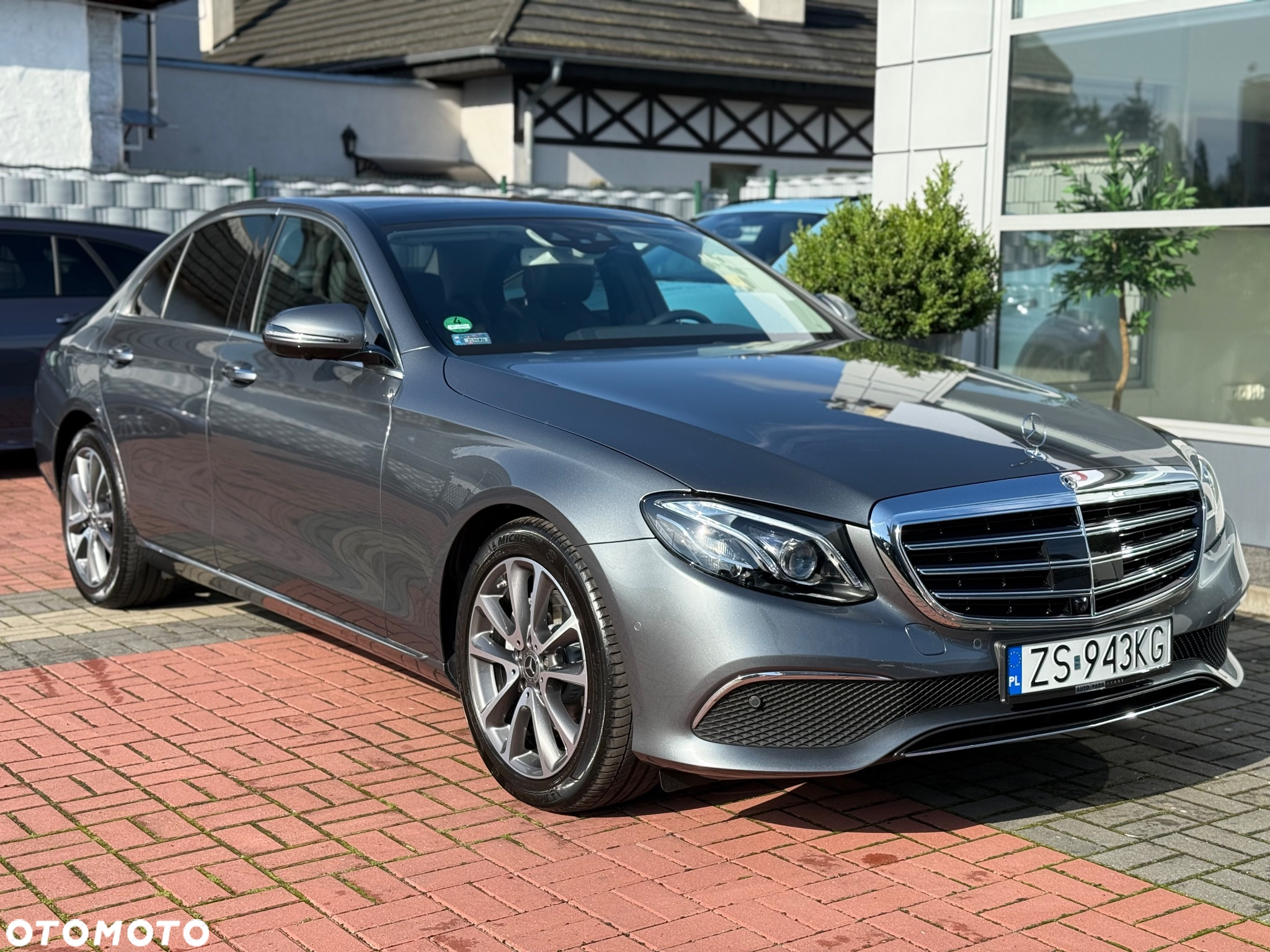 Mercedes-Benz Klasa E 200 4-Matic 9G-TRONIC - 30