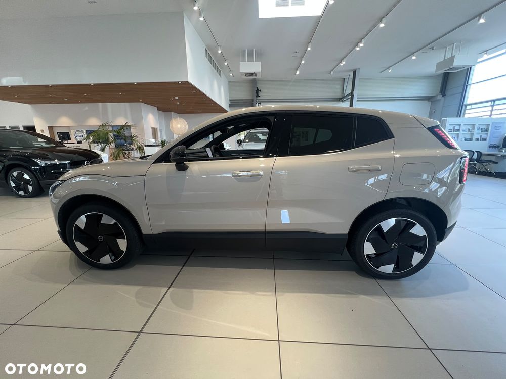 Volvo EX30 69kWh Twin Motor Plus - 16
