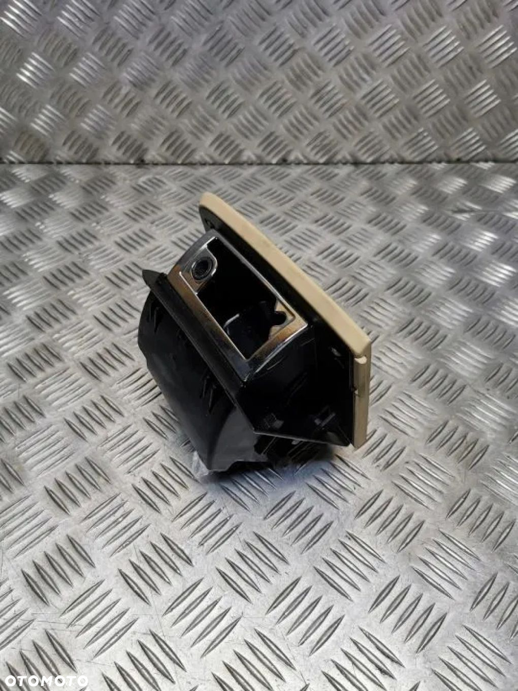 VW TOUAREG 7L 03-09R SCHOWEK POPIELNICZKA TYL JASNA KREMOW BEZOWA  LEWA 7L6857951 - 4