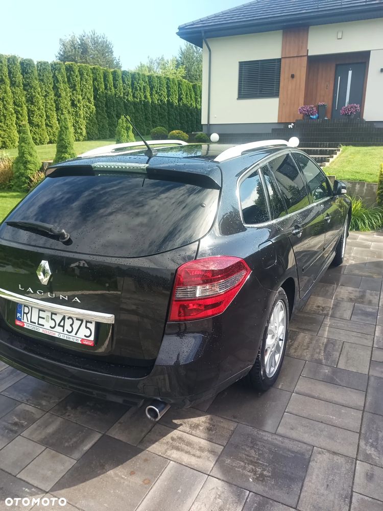 Renault Laguna 2.0 dCi Initiale - 10