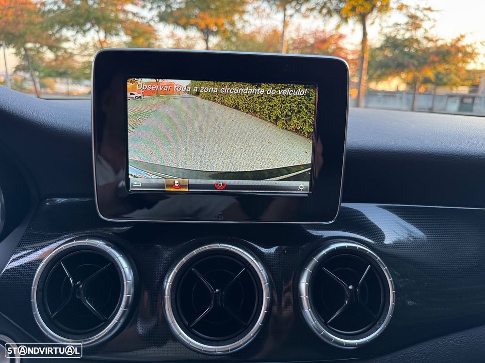 Mercedes-Benz CLA 180 d Shooting Brake Urban - 8