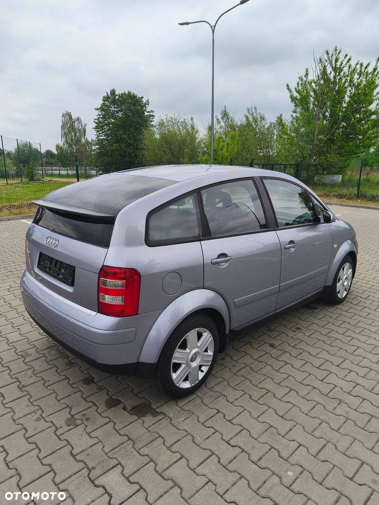 Audi A2 1.4 - 13