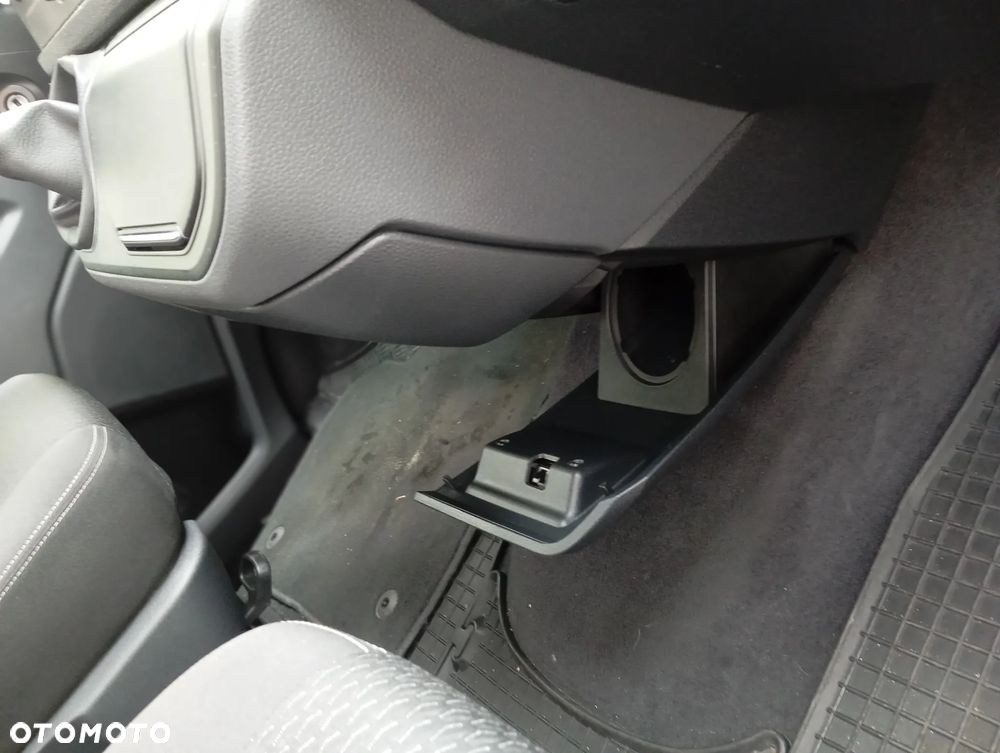 Volkswagen Multivan 2.0 TDI L1 Trendline - 33