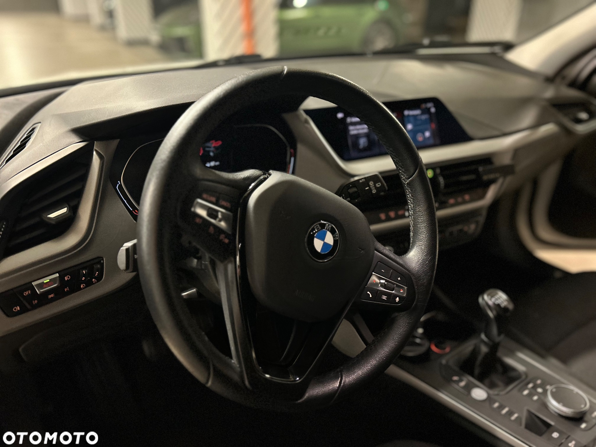 BMW Seria 1 116d - 10