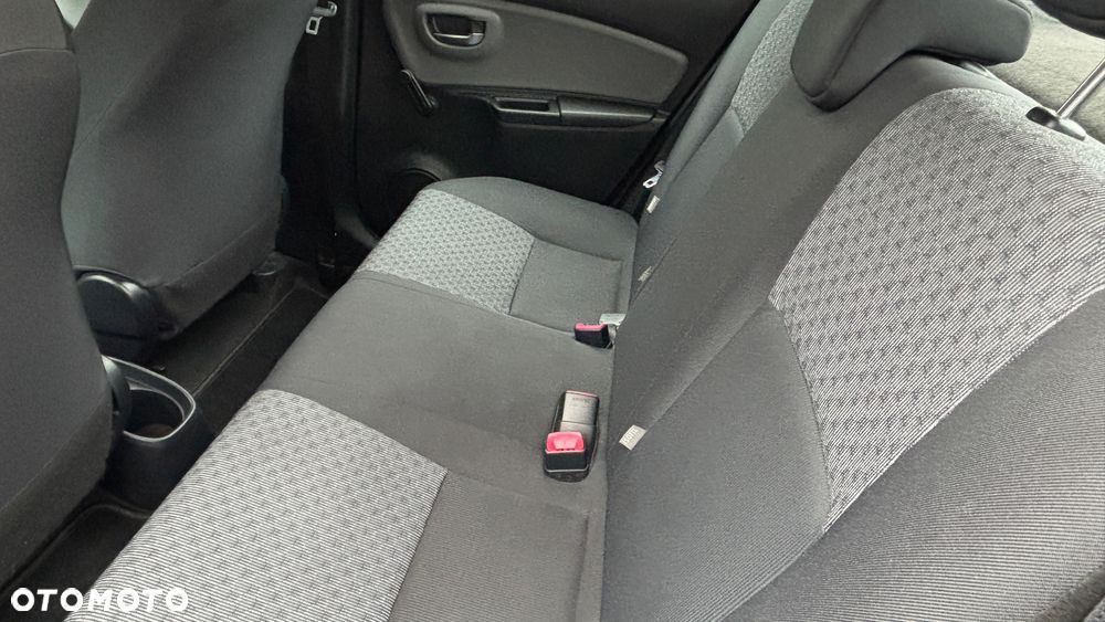 Toyota Yaris 1.0 Active - 17