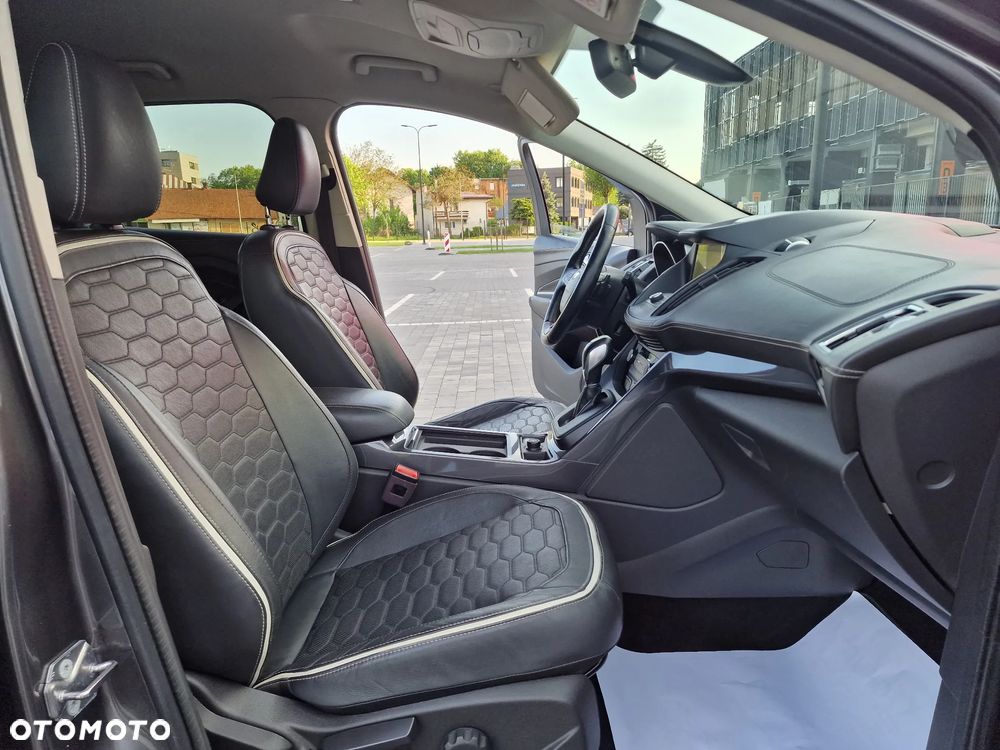 Ford Kuga 2.0 TDCi 4x4 Vignale - 26