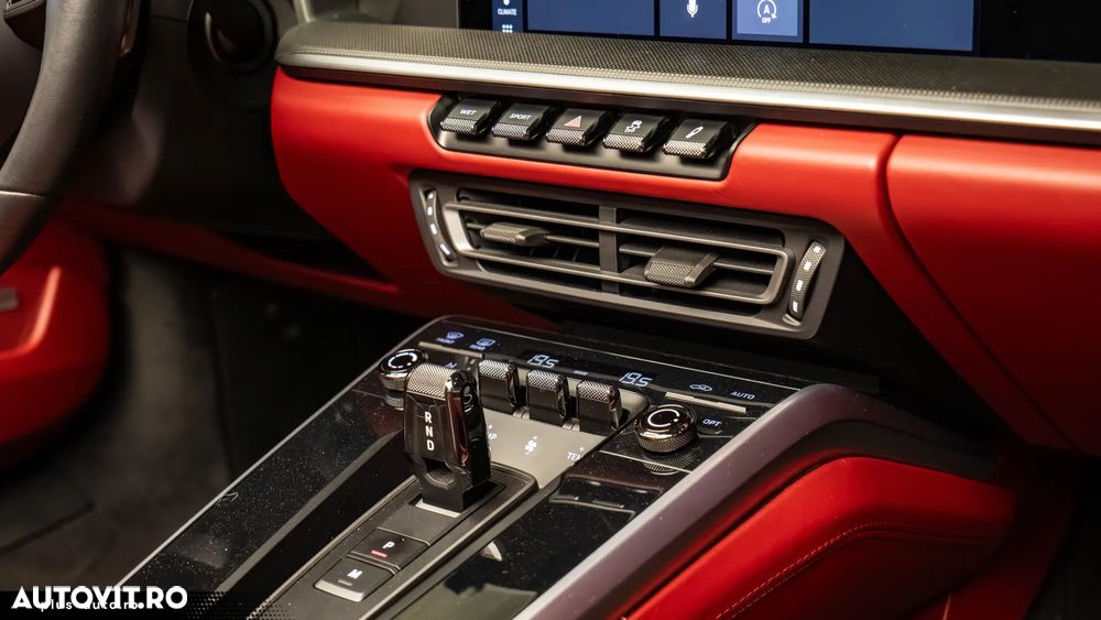 Porsche 911 4S - 26