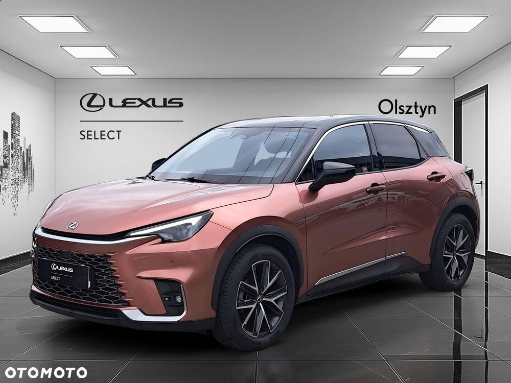 Lexus LBX - 1