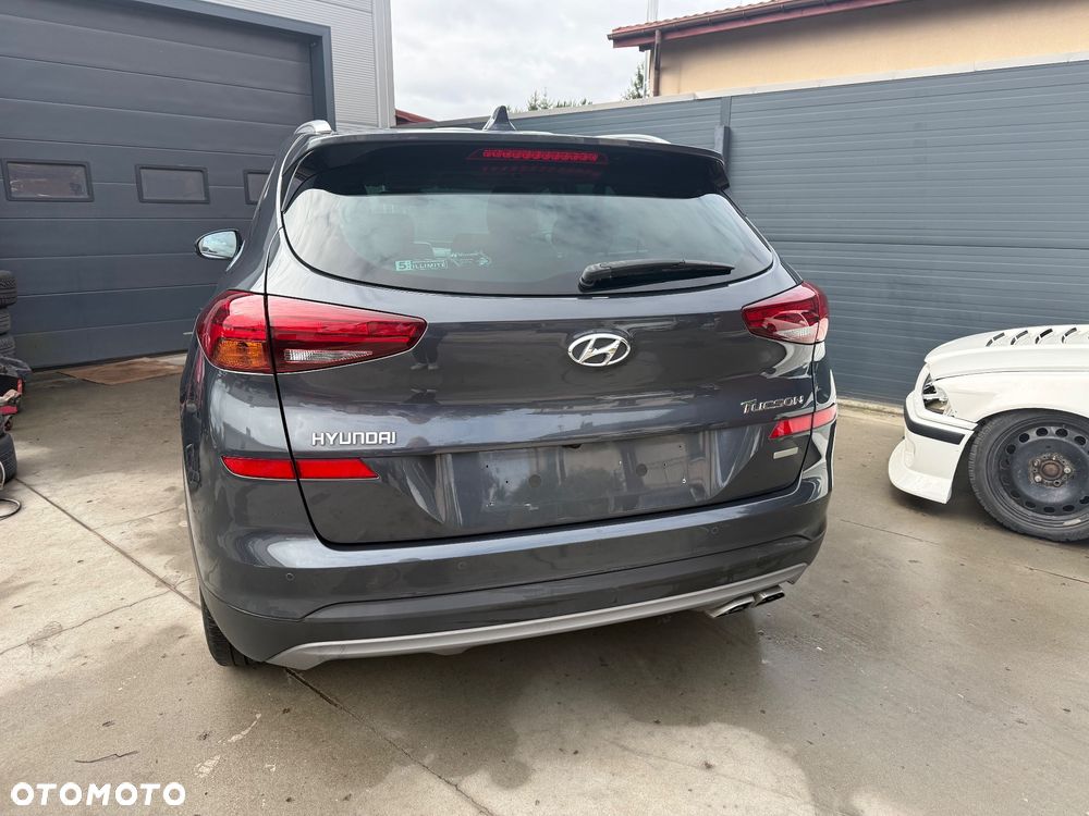 Hyundai Tucson 1.6 CRDi 48V-Hybrid 2WD DCT Select - 23