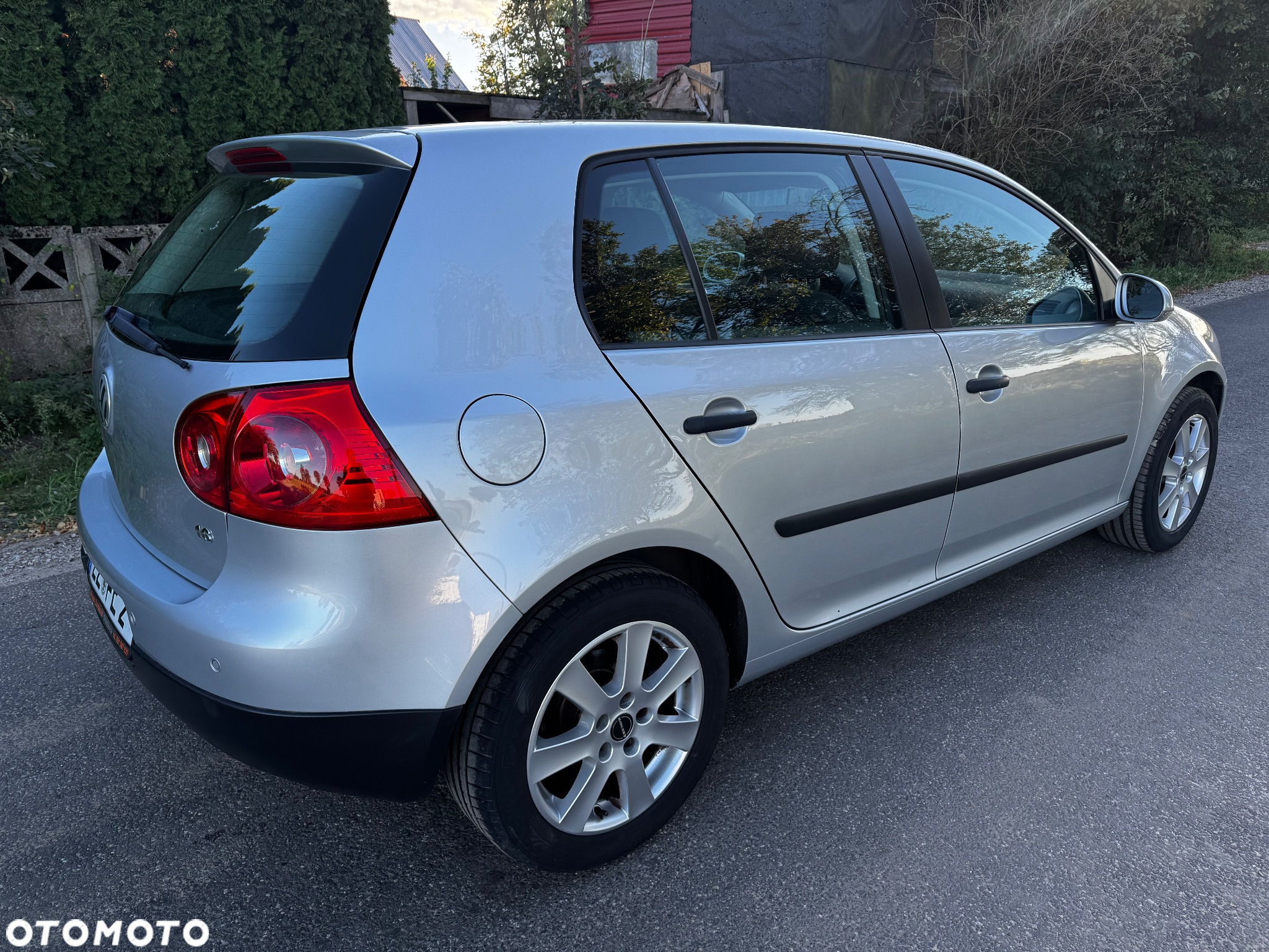 Volkswagen Golf V 1.6 Comfortline - 11