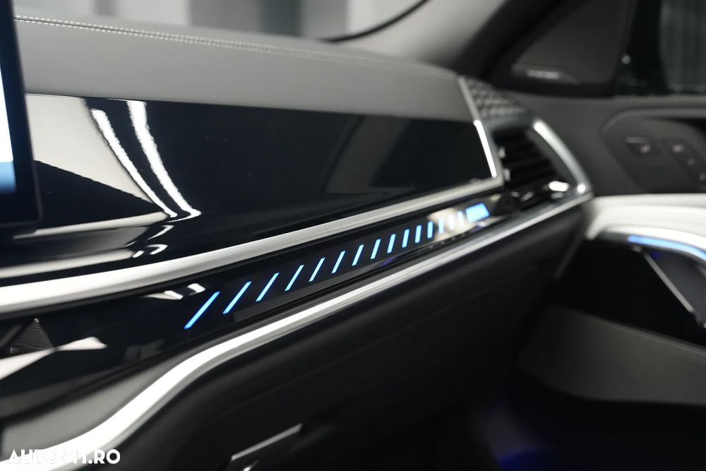 BMW X6 M M60i xDrive - 28