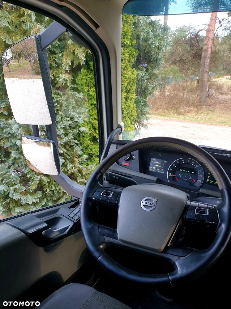 Volvo FH4 - 17