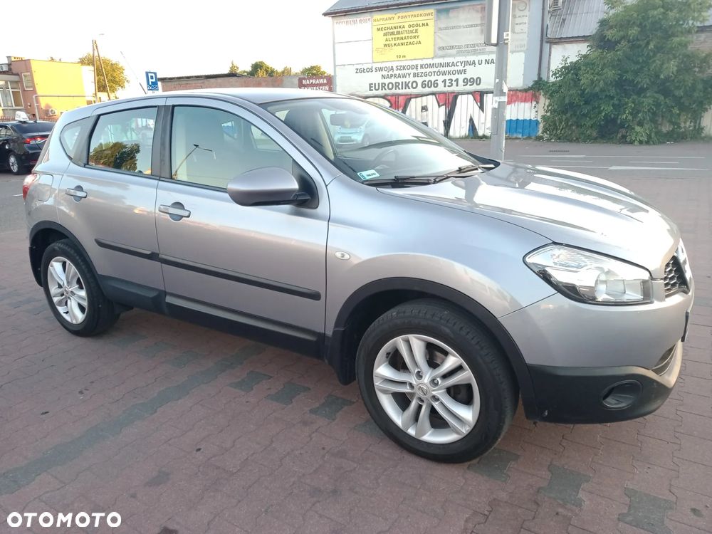 Nissan Qashqai - 1