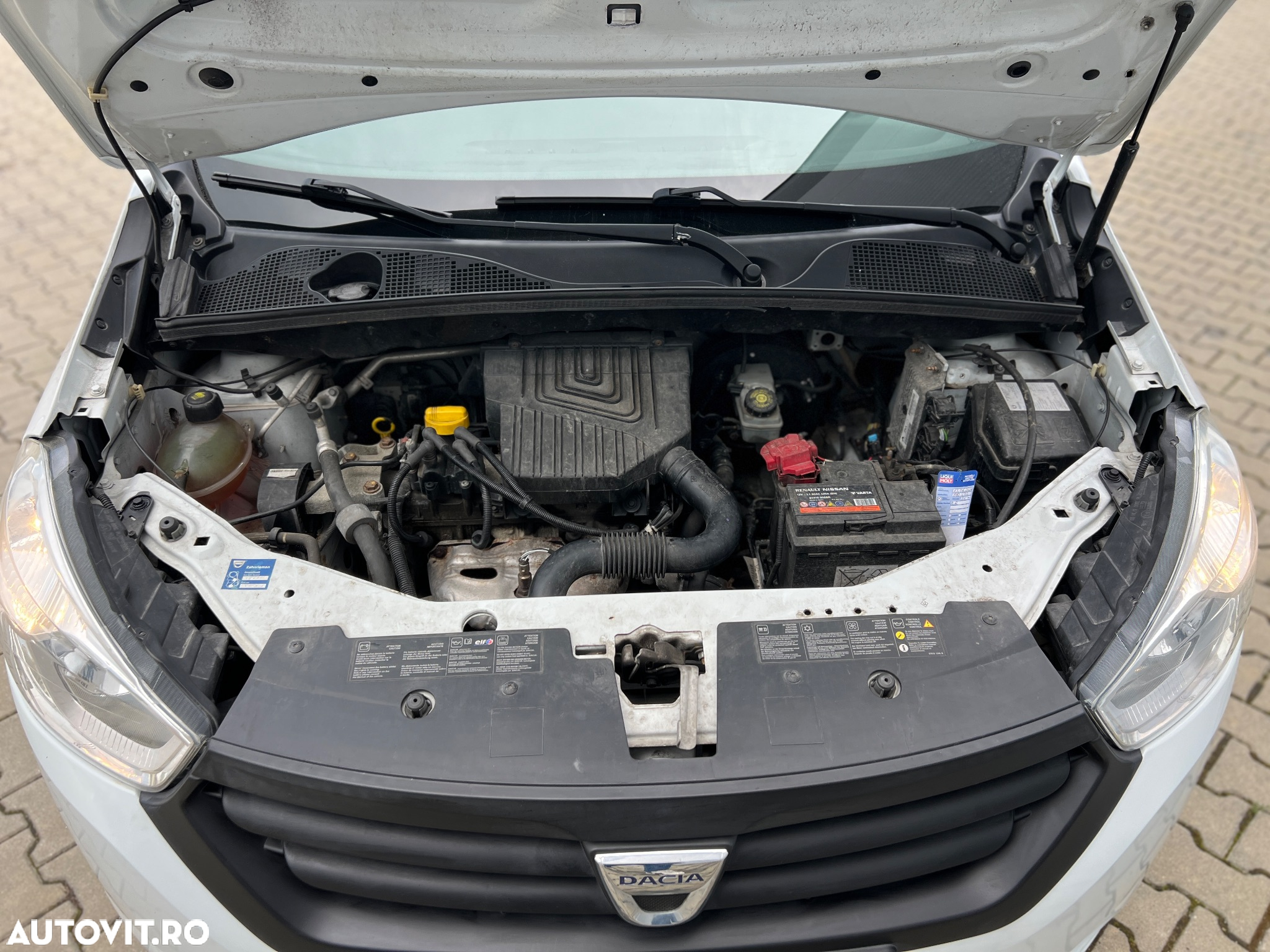 Dacia Dokker 1.6 Laureate - 13