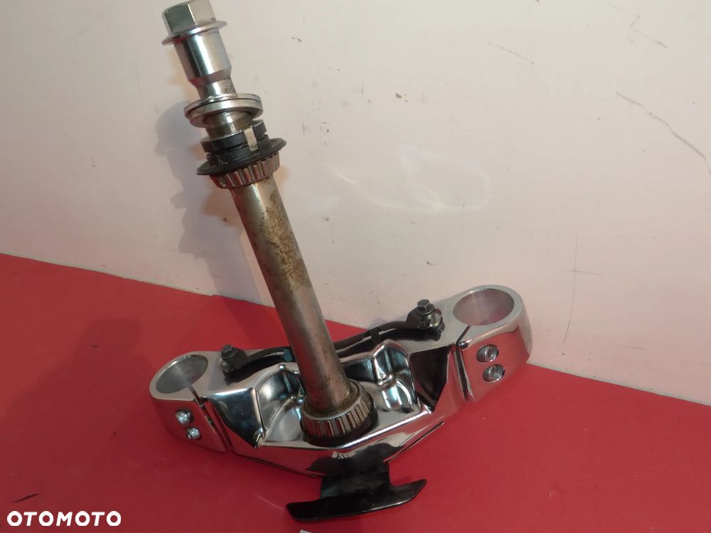 Y095   YAMAHA XV 1900 RAIDER PÓLKA DOLNA ZAWIESZENIA - 16