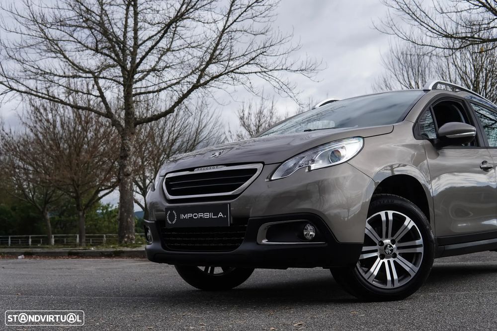 Peugeot 2008 1.2 PureTech Style - 8