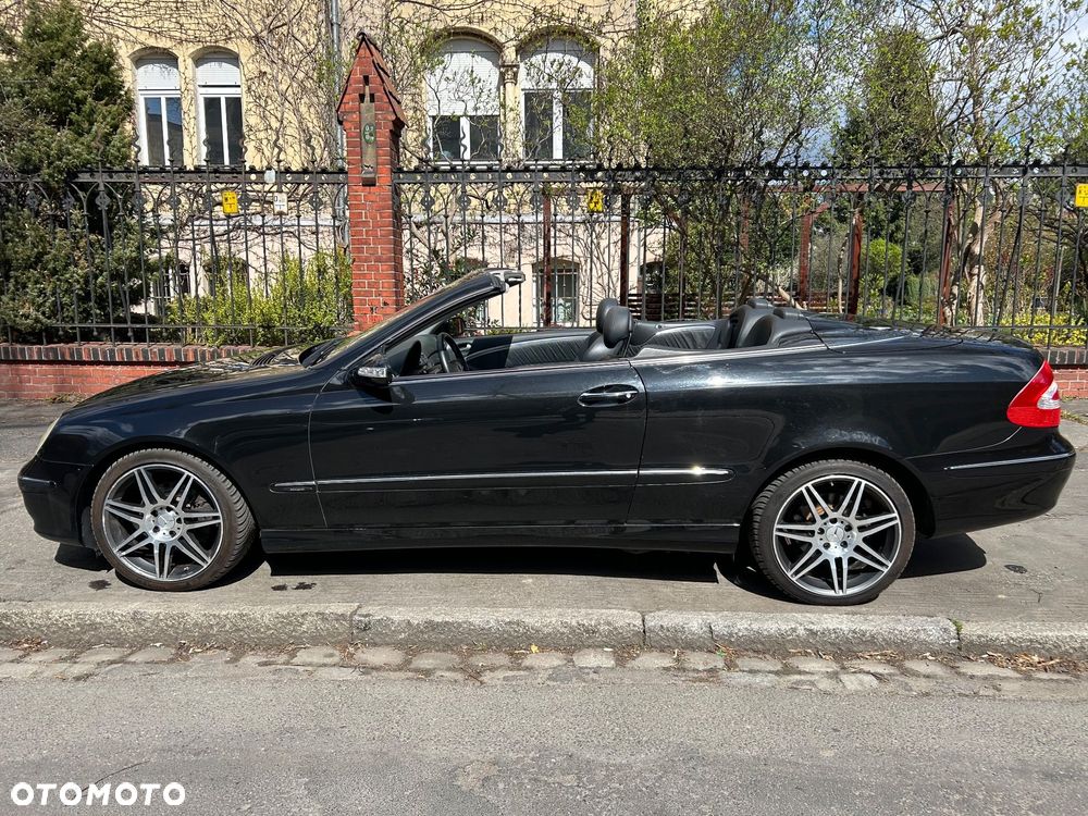 Mercedes-Benz CLK - 1
