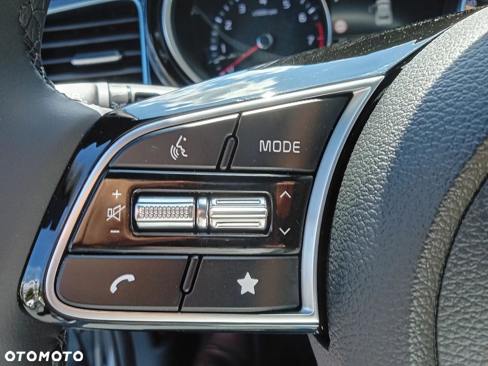 Kia XCeed 1.6 T-GDI Tribute DCT - 24