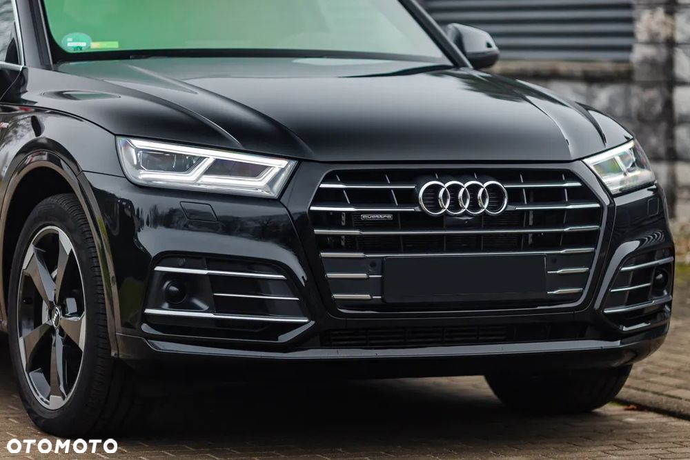 Audi Q5 55 TFSIe quattro S tronic S line business - 11