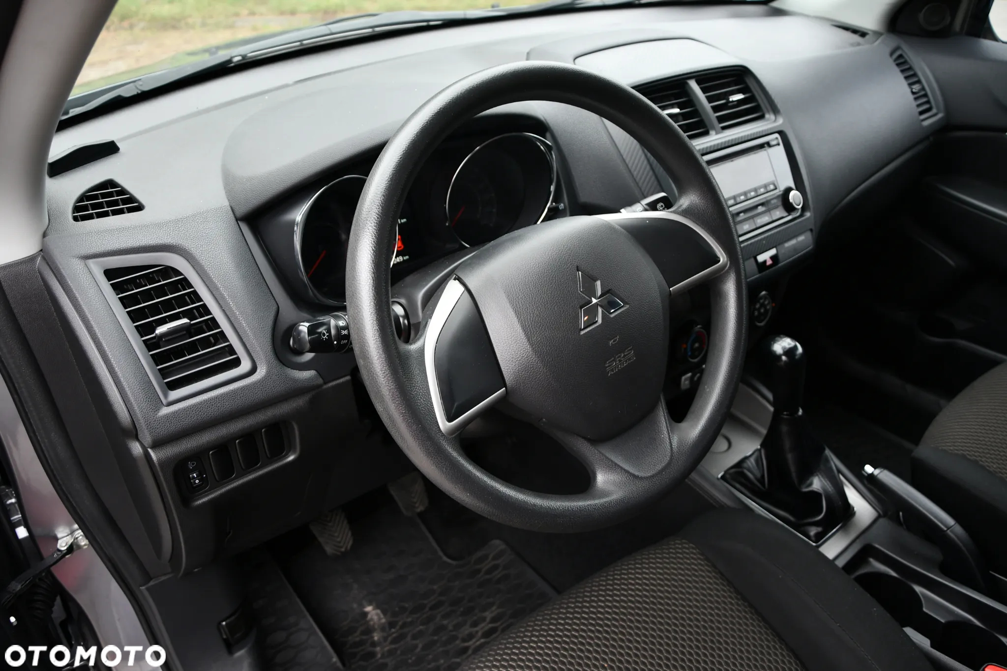 Mitsubishi ASX 1.6 Inform - 14