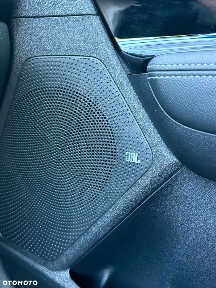 Kia Niro 1.6 GDI HEV 2WD OPF Edition 7 - 24