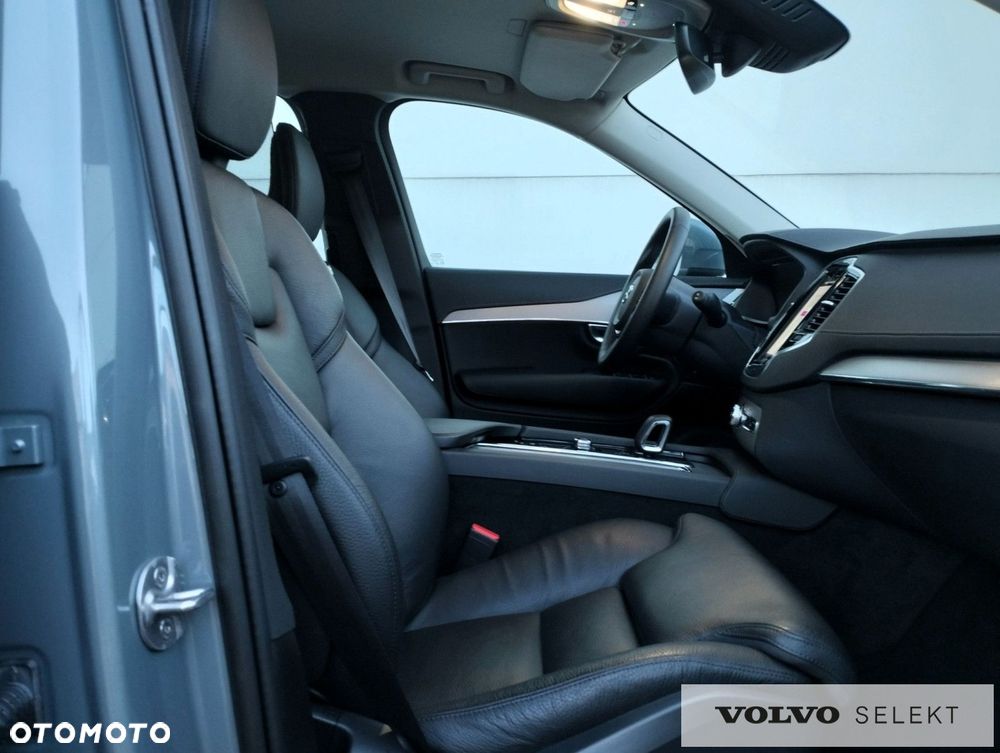 Volvo XC 90 - 13