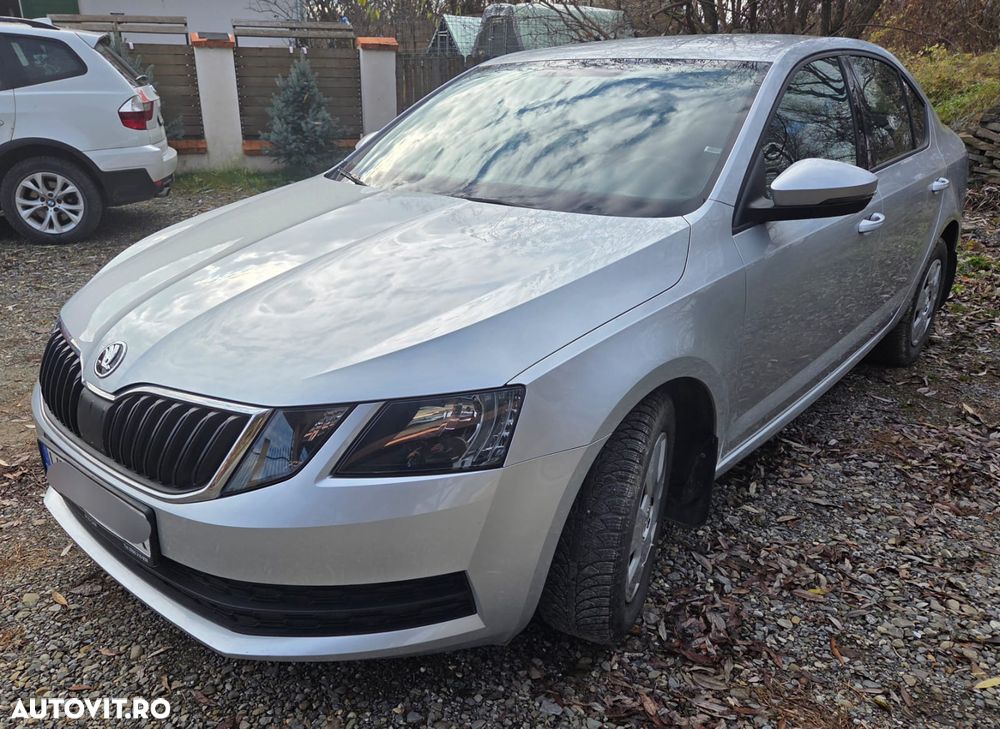 Skoda Octavia 1.6 TDI Active - 1