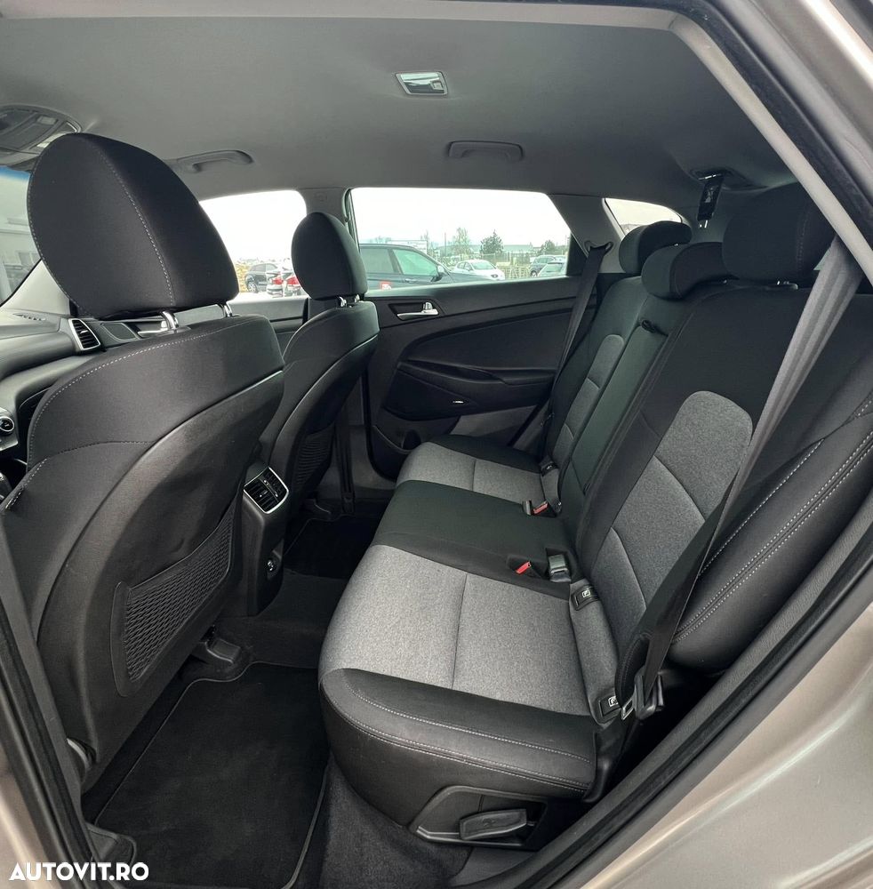 Hyundai Tucson blue 1.6 CRDi 2WD DCT Premium - 18