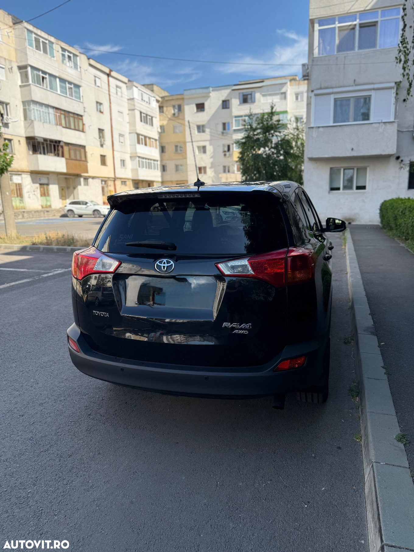Toyota RAV4 2.2 D-4CAT 4WD Aut Luxury - 21