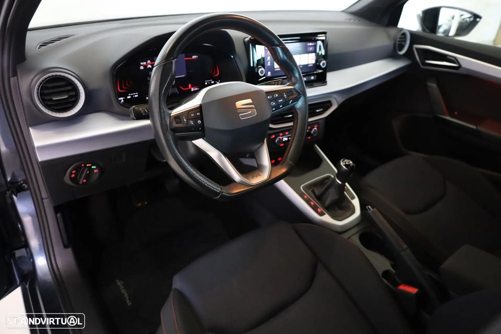 SEAT Arona 1.0 TSI FR - 25
