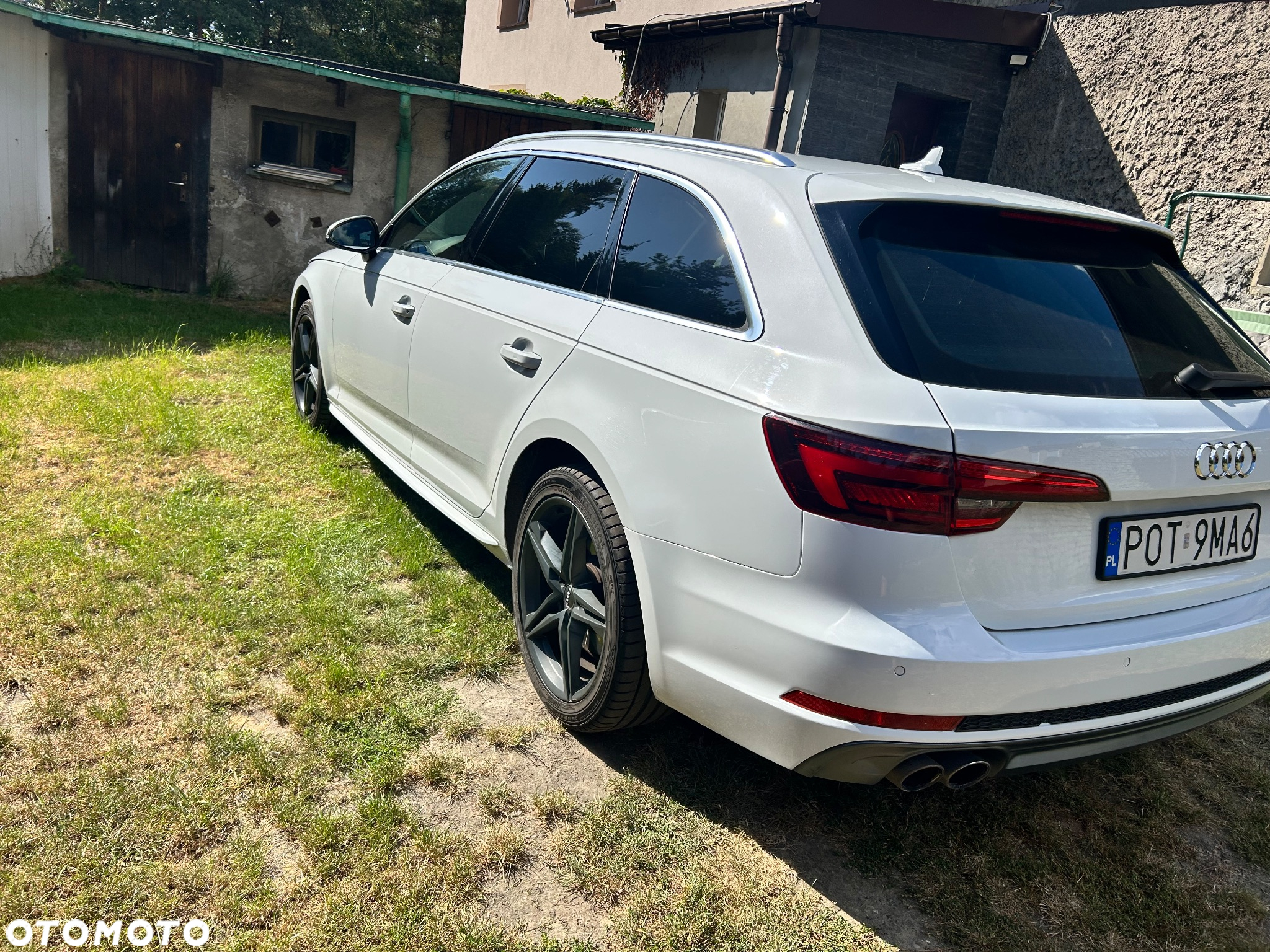 Audi A4 - 4