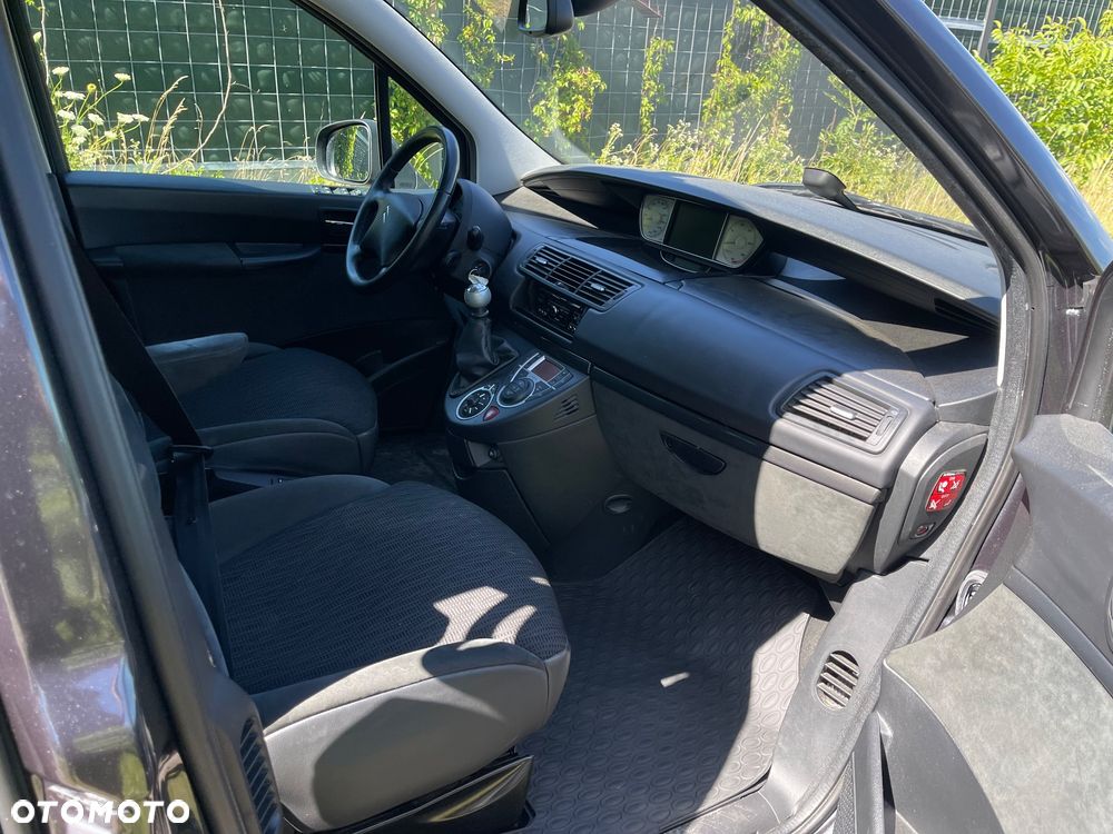 Citroën C8 2.0 HDi Attraction - 8