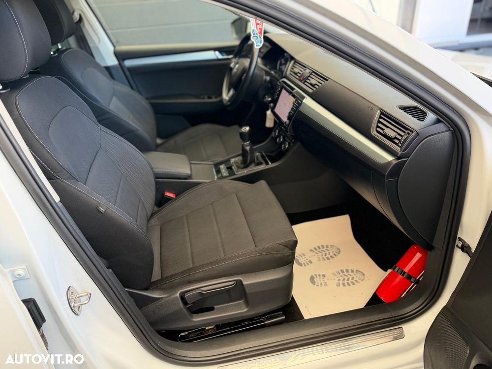 Skoda Superb 1.6 TDI Ambition - 5