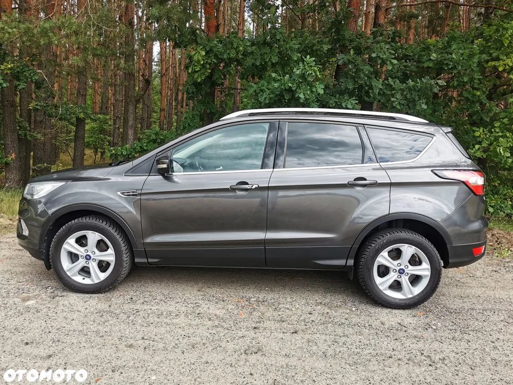 Ford Kuga 1.5 EcoBoost 2x4 Titanium - 2