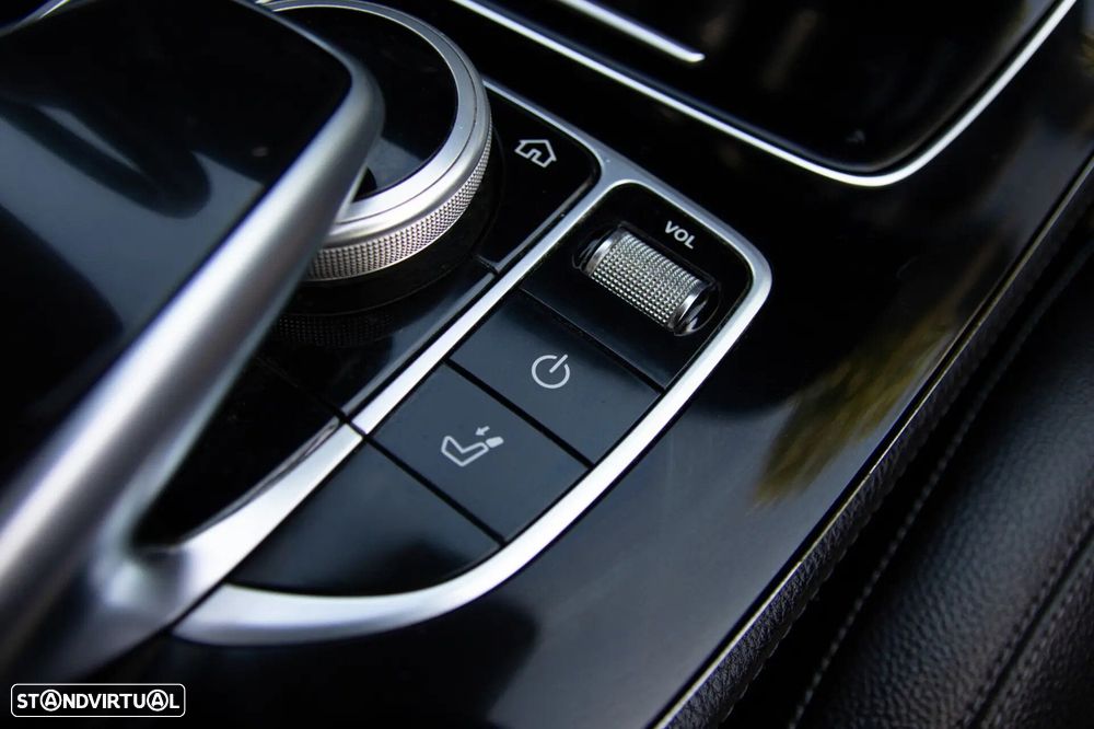 Mercedes-Benz E 220 d Avantgarde+ - 48