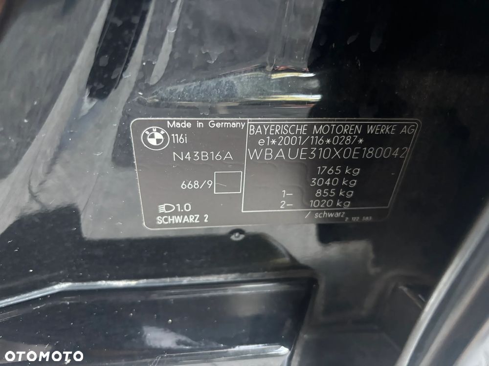 BMW Seria 1 116i - 12