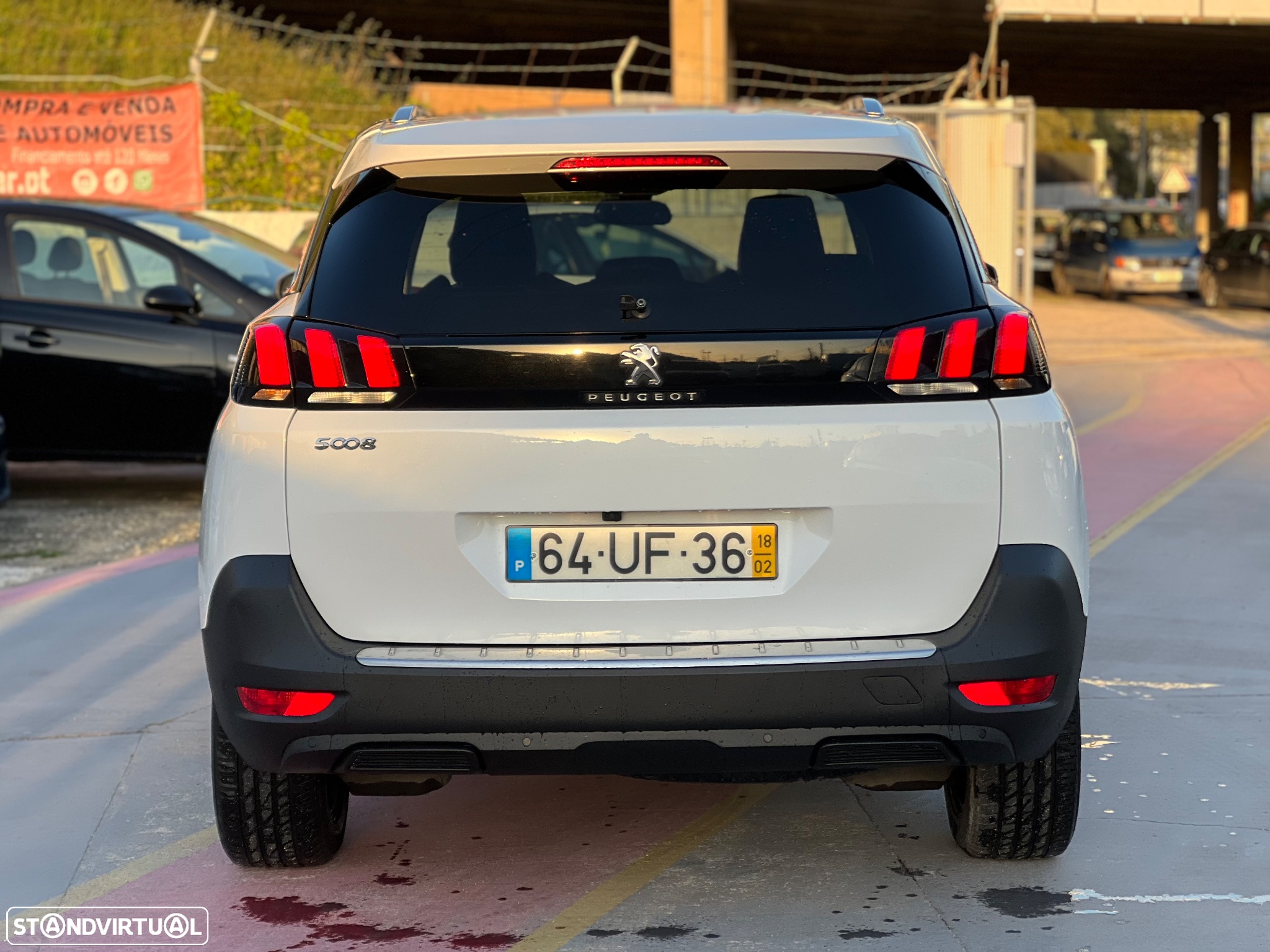Peugeot 5008 1.5 BlueHDi Allure - 3